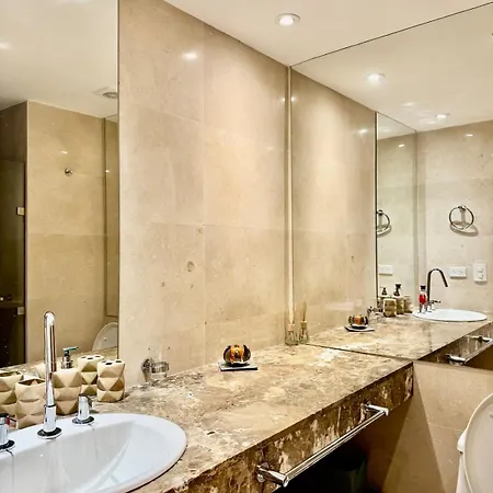 Beautiful 2 Bedroom Ocean View In *