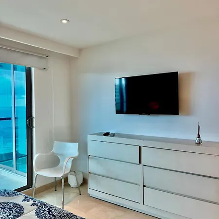 Apartamento Beautiful 2 Bedroom Ocean View In *